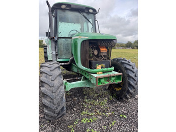 Tracteur agricole JOHN DEERE 6320
