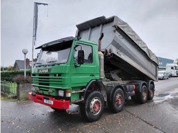 Camion benne SCANIA P113