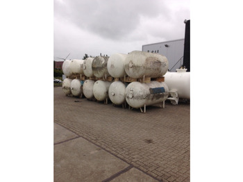 Réservoir de carburant 2700L(1,35 ton) Gastanks - Gas, Gaz, LPG, GPL, Propane, Butane tanks aboveground Used Tanks: photos 2