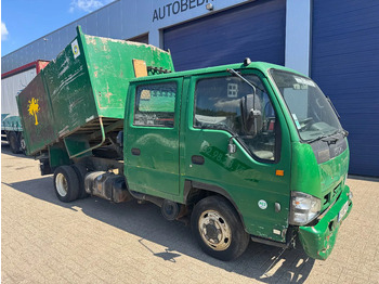 Utilitaire benne ISUZU