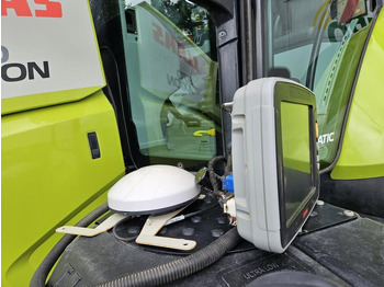Tracteur agricole CLAAS AXION 870 CMATIC: photos 5 Tracteur agricole CLAAS AXION 870 CMATIC: photos 5