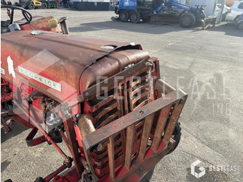 Tracteur agricole Mc Cormick D326: photos 5 Tracteur agricole Mc Cormick D326: photos 5