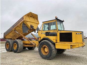 Tombereau articulé VOLVO A25C