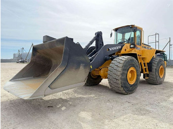Chargeuse sur pneus VOLVO L220D