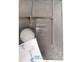 Aérodynamique/ Spoilers pour Camion Volvo Plastikdetail 82448657: photos 2 Aérodynamique/ Spoilers pour Camion Volvo Plastikdetail 82448657: photos 2