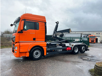 Camion ampliroll MAN