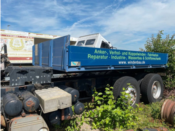 Camion plateau