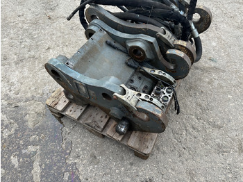 Attache rapide LIEBHERR