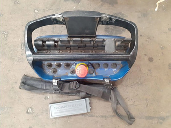 Grue auxiliaire pour Camion Grúa Cormach 28000: photos 2