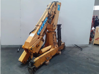 Grue auxiliaire EFFER