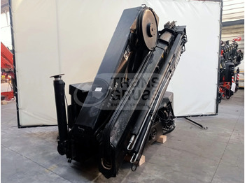 Grue auxiliaire HIAB