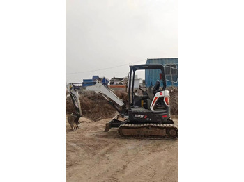 Mini pelle BOBCAT E35