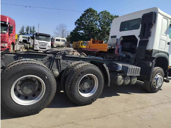 Tracteur routier Sinotruk HOWO 420HP Tractor: photos 3