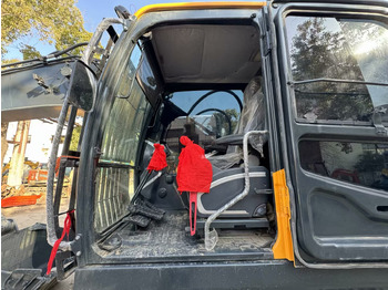 Pelle sur chenille HYUNDAI 220LC-9S: photos 3 Pelle sur chenille HYUNDAI 220LC-9S: photos 3