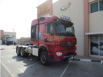 Camion MERCEDES-BENZ Arocs 3363