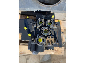 Valve hydraulique pour Engins de chantier Doosan DL 500: photos 4