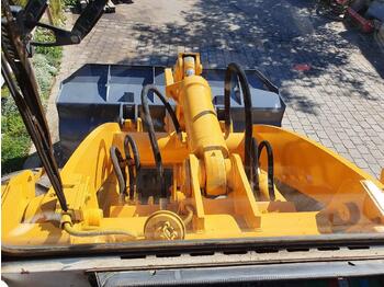 Chargeuse sur pneus Liebherr L 521: photos 4