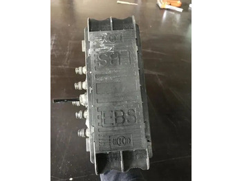 Valve de frein pour Camion Volvo FH 4 Demontaż K029247   Volvo FH 4 Demontaż K029247 truck: photos 3