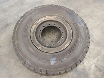 Roue complète GROVE