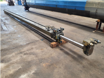 Vérin hydraulique LIEBHERR