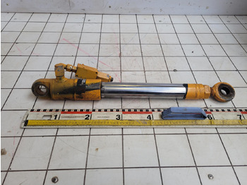 Vérin hydraulique pour Grue Liebherr LTM 1300 cabin hydro cylinder: photos 5 Vérin hydraulique pour Grue Liebherr LTM 1300 cabin hydro cylinder: photos 5