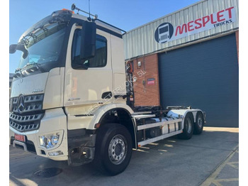 Camion ampliroll MERCEDES-BENZ Arocs 2548