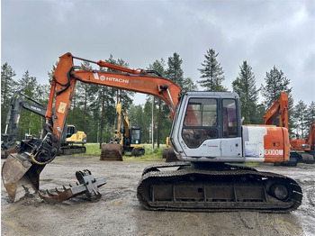 Pelle sur chenille HITACHI EX100
