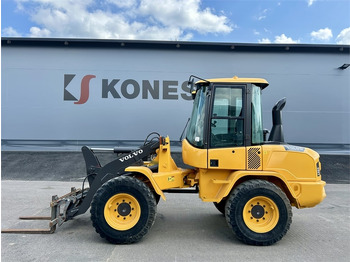 Chargeuse sur pneus VOLVO L30G