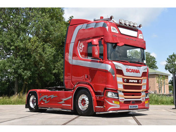 Tracteur routier SCANIA R 650