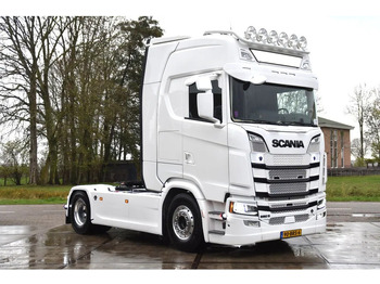 Tracteur routier SCANIA S 660 V8