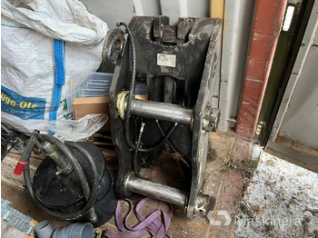 Accessoire pour Engins de chantier Redskapsfäste B20 Engcon RFS1: photos 2 Accessoire pour Engins de chantier Redskapsfäste B20 Engcon RFS1: photos 2