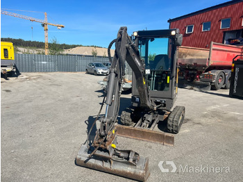 Grävmaskin Volvo EC18D med maskintrailer och redskap — crédit-bail Grävmaskin Volvo EC18D med maskintrailer och redskap: photos 3