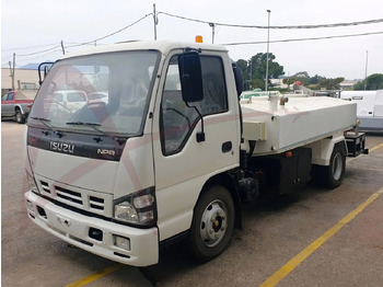 Véhicule vide-toilettes