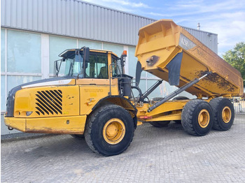 Tombereau articulé VOLVO A25E