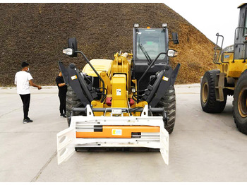 Chariot télescopique XCMG Certified Used 4.5t Small Telescopic Boom Telehandler Forklift Xc6-1056vn: photos 5