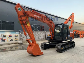 Pelle sur chenille HITACHI ZX120