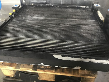 Radiateur d'huile LIEBHERR
