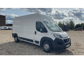 Fourgon utilitaire FIAT Ducato Maxi