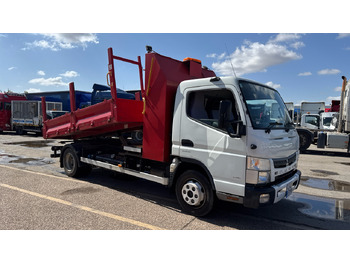 Camion benne FUSO