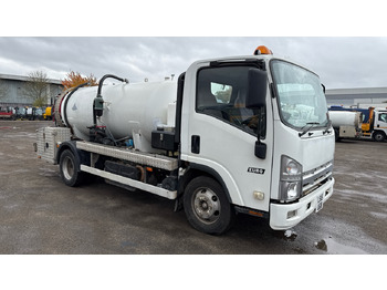 Camion citerne ISUZU