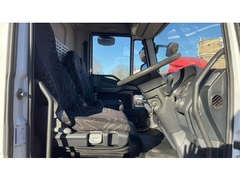 Camion à rideaux coulissants IVECO EUROCARGO 75E16: photos 5 Camion à rideaux coulissants IVECO EUROCARGO 75E16: photos 5