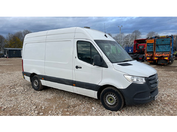 Fourgon utilitaire MERCEDES-BENZ Sprinter 316