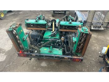 L'équipement de construction RANSOMES TG4650 6K FIXED TRAILER POWERED 7 GANG MOWER: photos 4