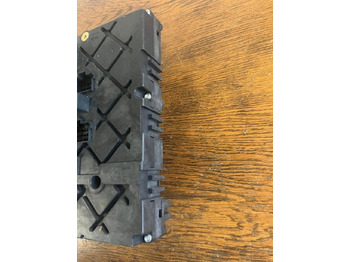 Fusible pour Camion Mercedes Actros MP4 Single-SAM Sicherungskasten A0014463658: photos 5