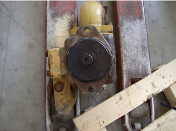 Pompe hydraulique pour Engins de chantier Caterpillar 826C Pompa idraulica di sterzo e movimentazione lama: photos 2