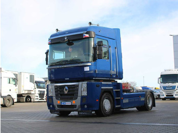 Tracteur routier RENAULT Magnum 520
