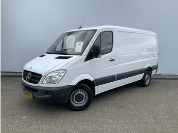 Fourgon utilitaire MERCEDES-BENZ Sprinter 311