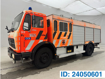 Camion de pompier MERCEDES-BENZ