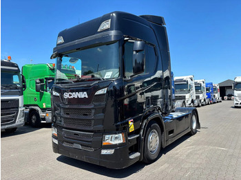 Tracteur routier SCANIA R 450