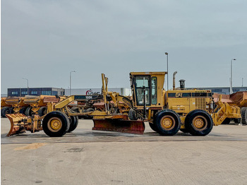 Niveleuse CATERPILLAR 160H